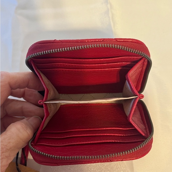 Steve Madden Quilted Hot Pink Wristlet Wallet - Picture 4 of 5